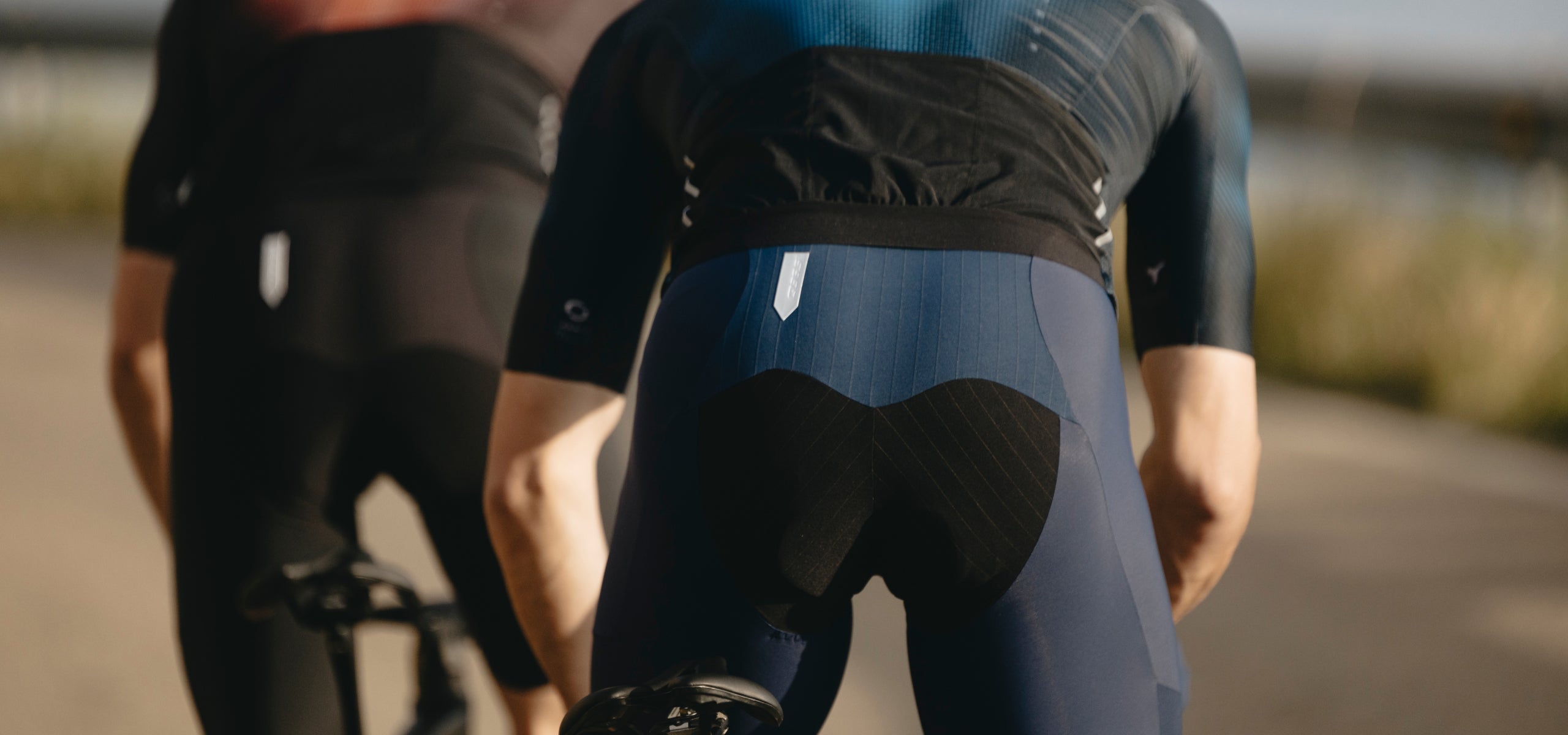 Q36.5 Gregarius Pro Bib Shorts, Jerseys & Cycling Accessories | DSTNC