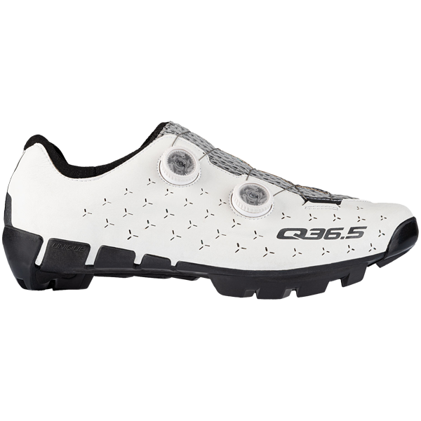 Q36.5 UNIQUE SHOES サイズ42 ホワイト Q36.5 UNIQUE SHOES サイズ42 ホワイト