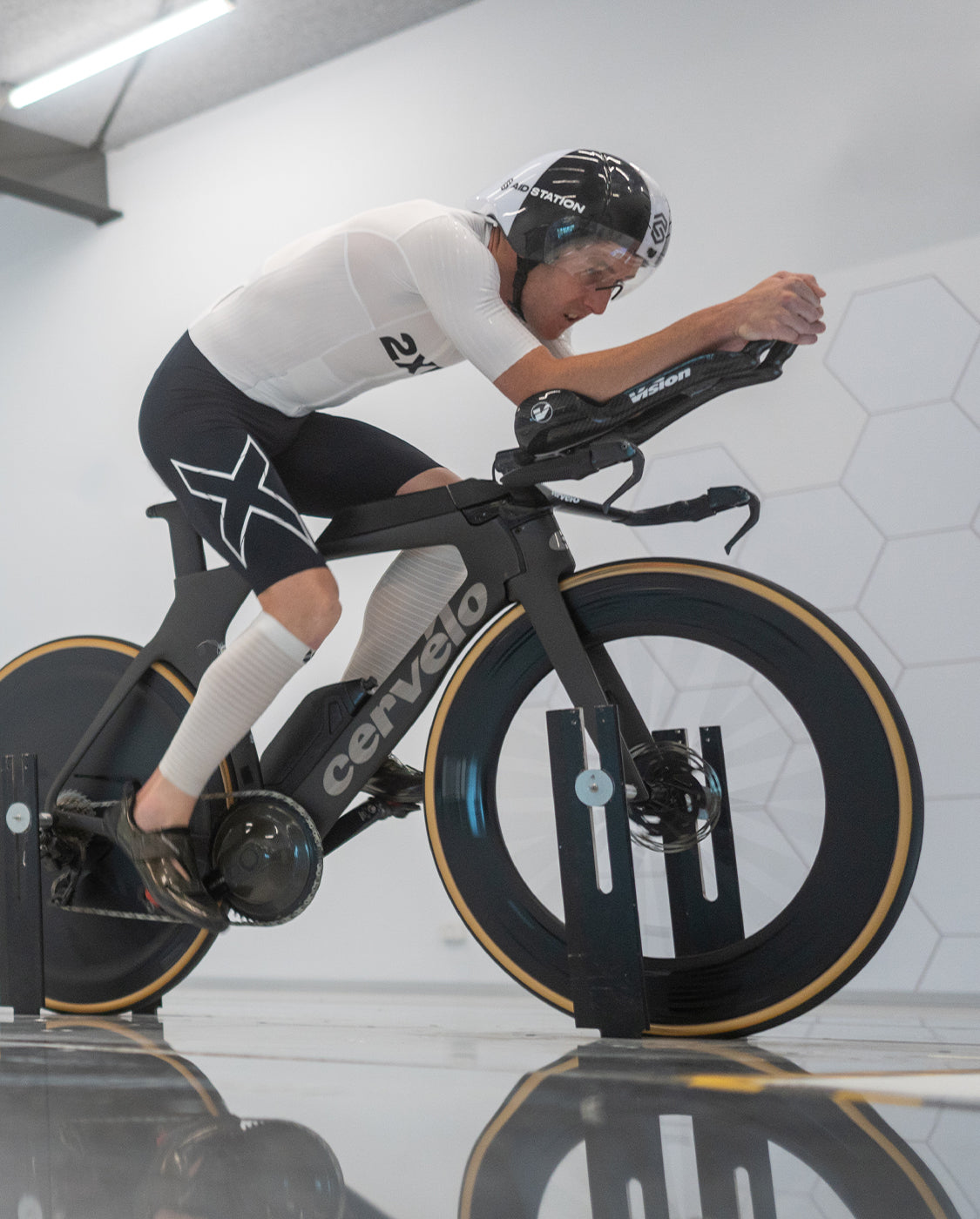 Light Speed React Sleeved Tri Suit