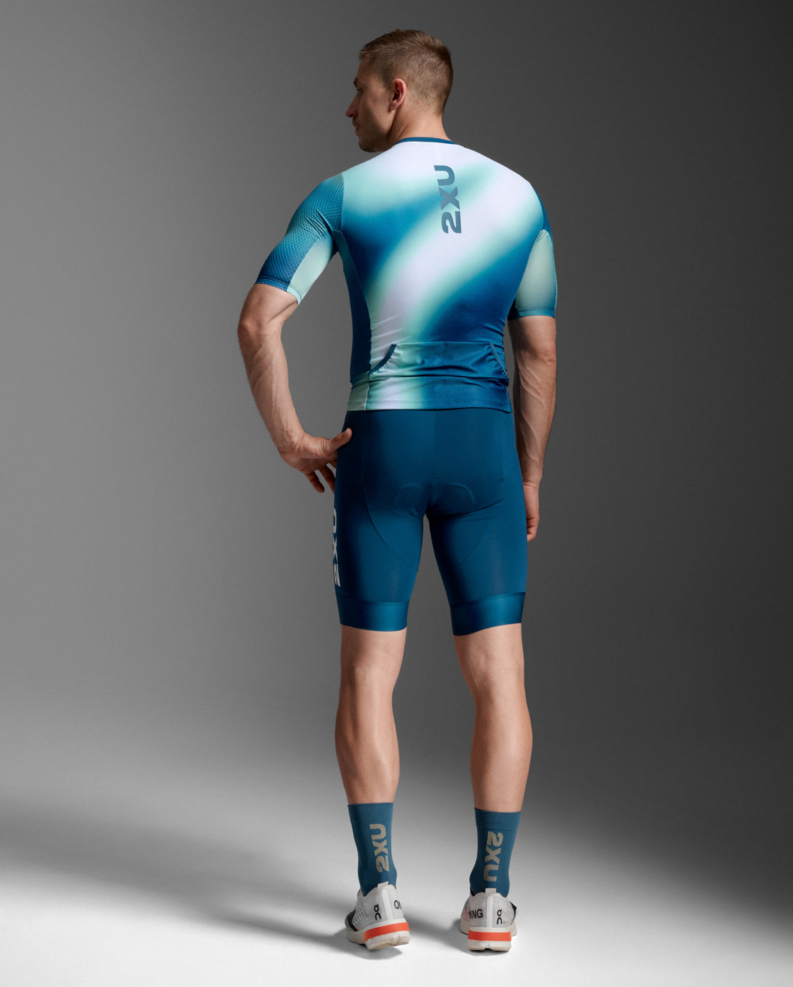 Aero Tri 9 Inch Shorts