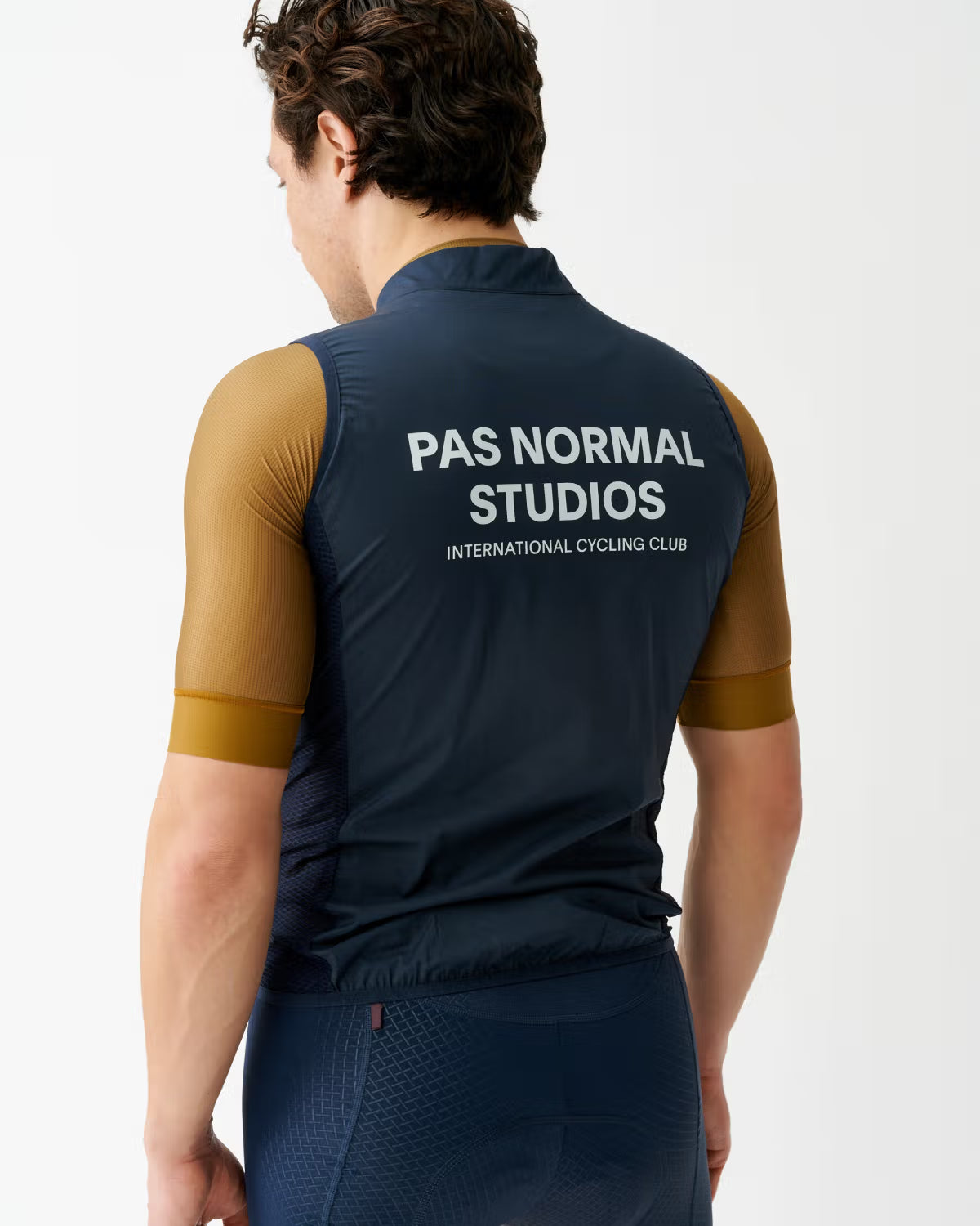Mechanism Stow Away Gilet