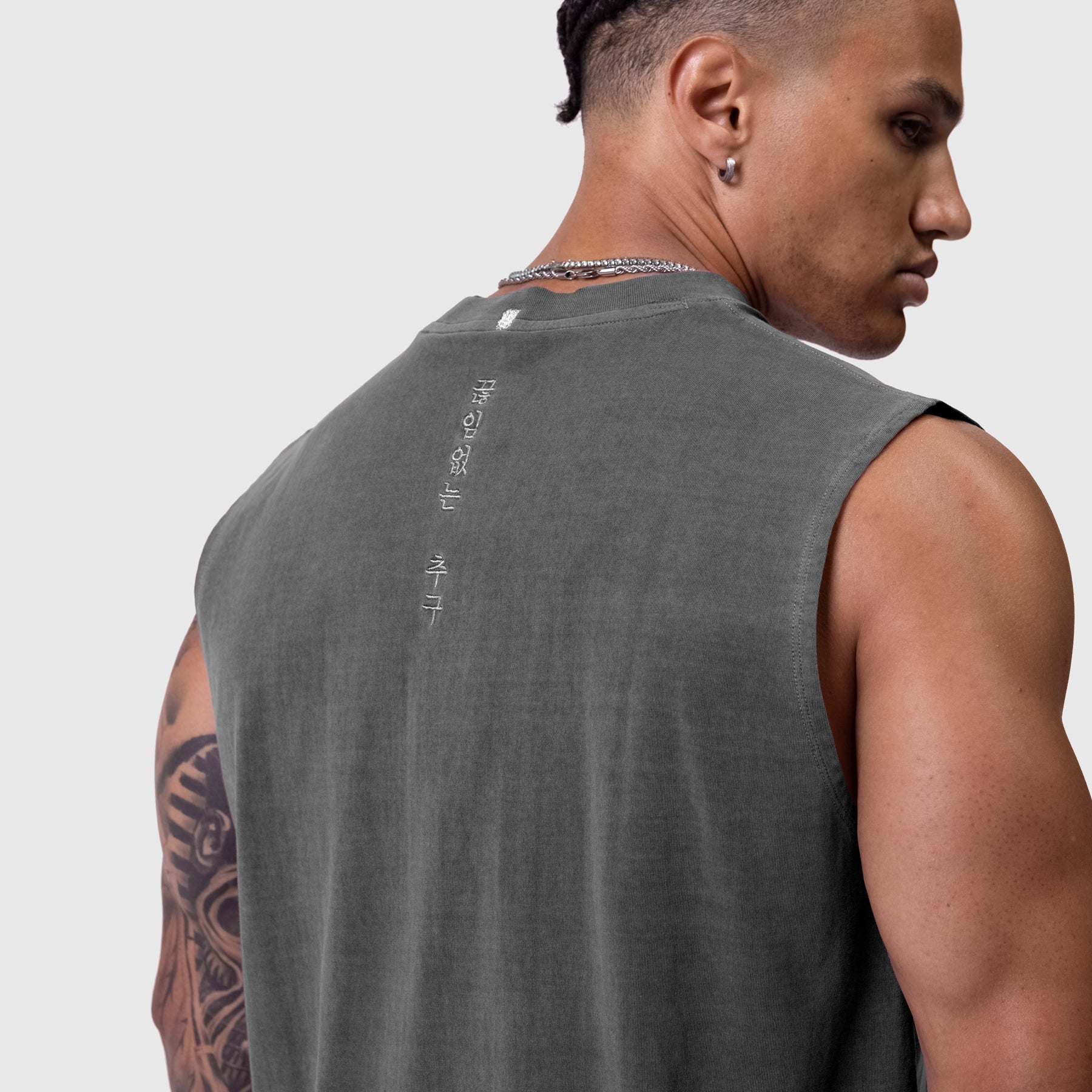 Tech Essential™ Relaxed Cutoff