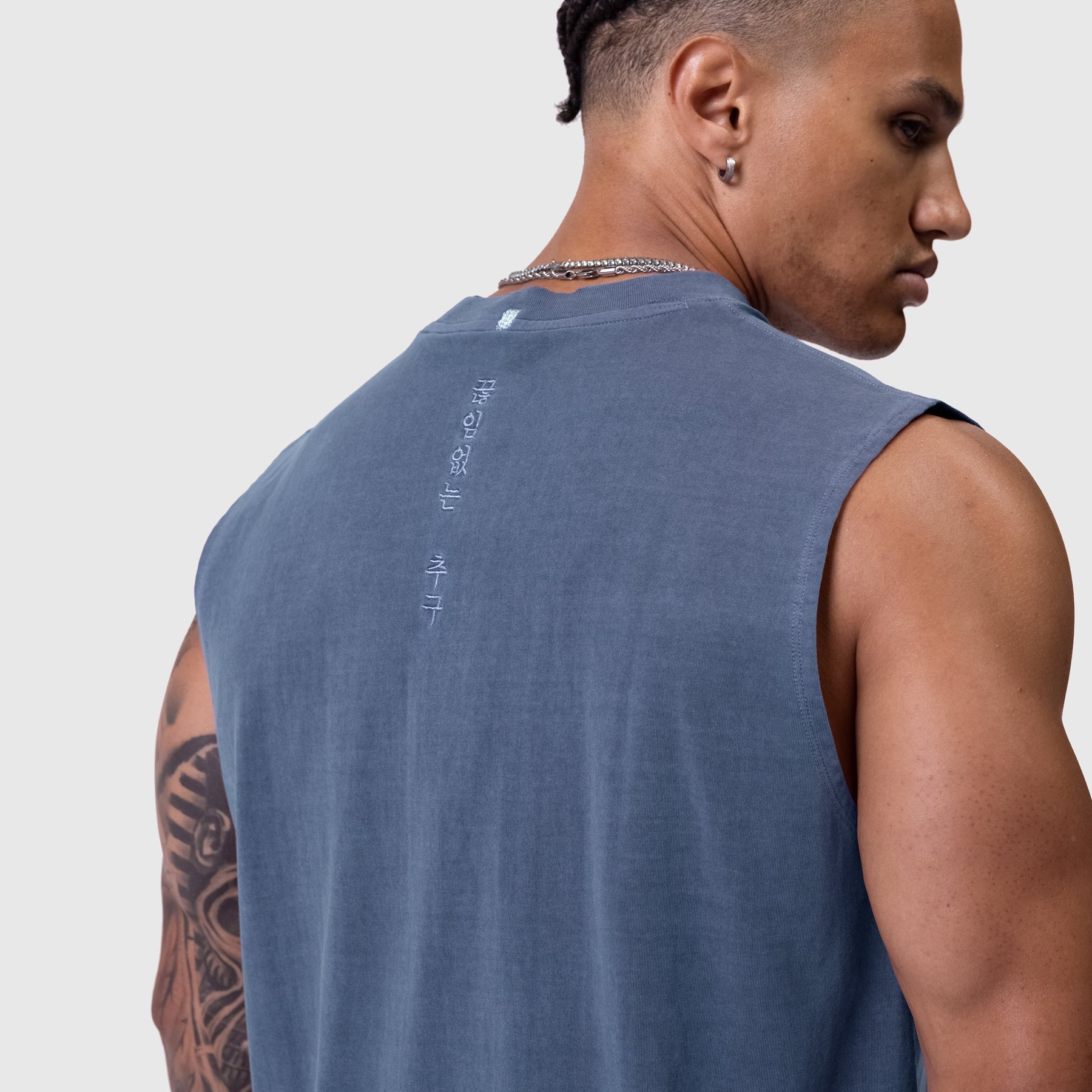 Tech Essential™ Relaxed Cutoff