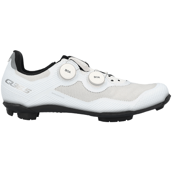 Q36.5 Gregarius Adventure Shoes in White – DSTNC