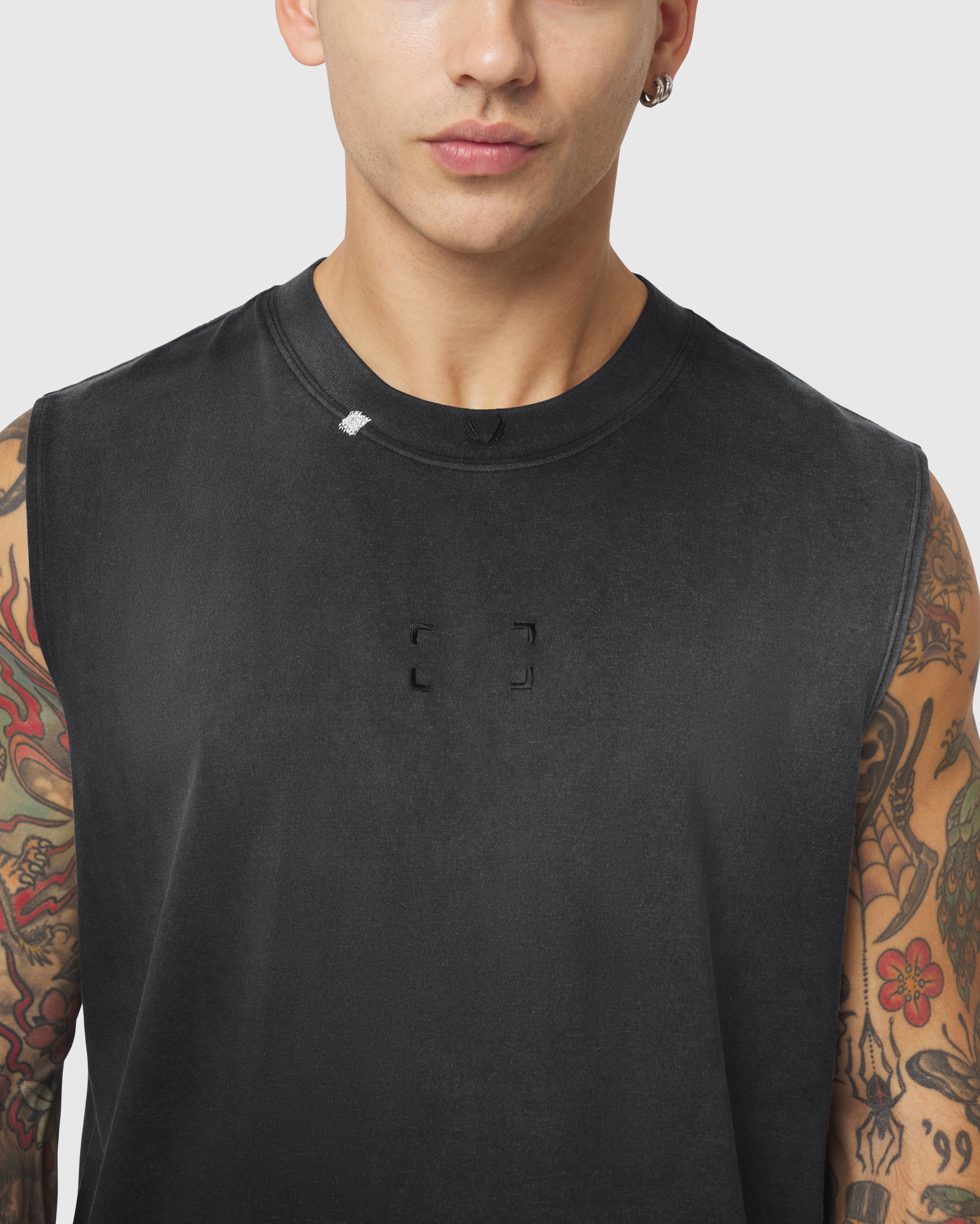 Tech Essential™ Relaxed Cutoff