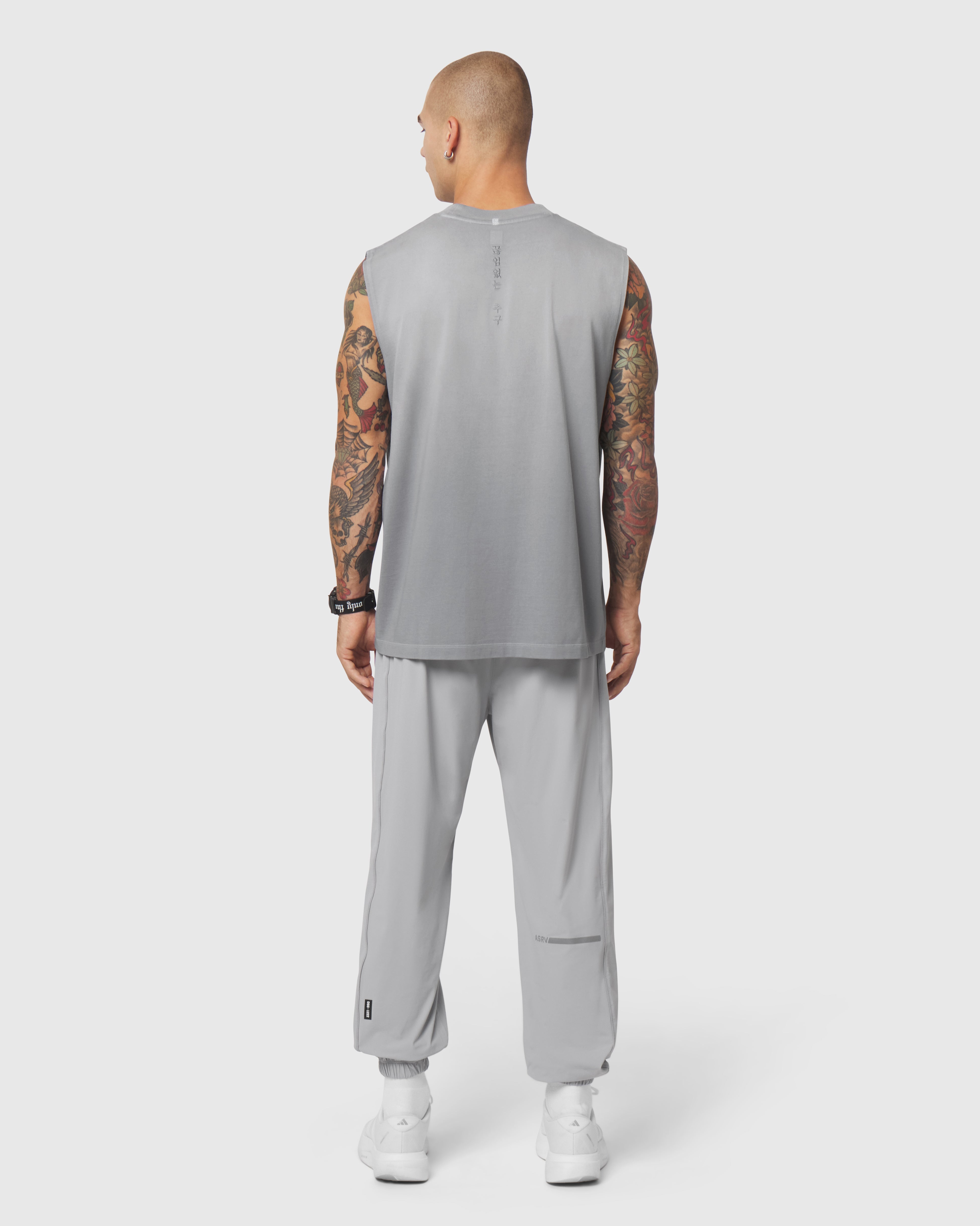 Tech Essential™ Relaxed Cutoff