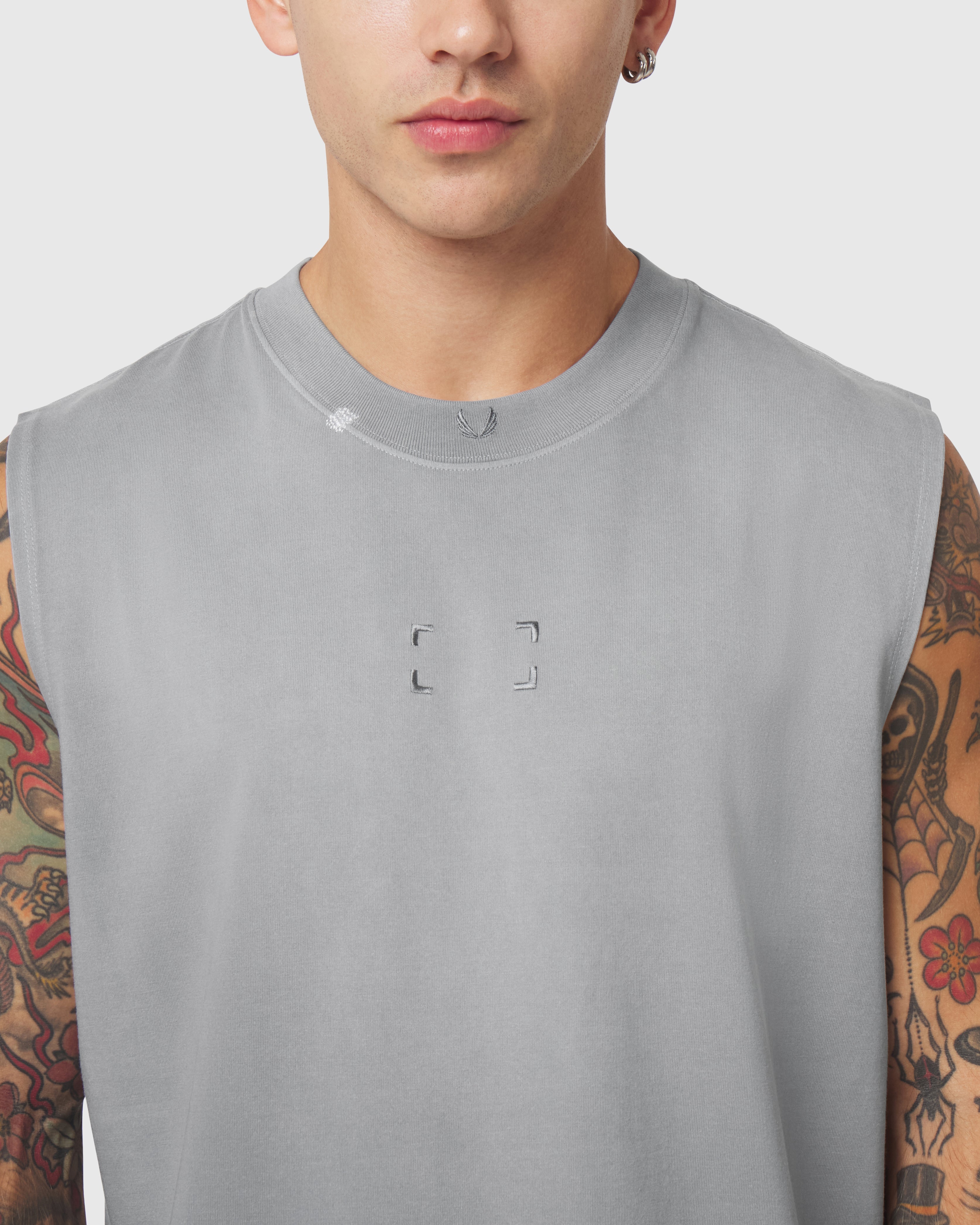 Tech Essential™ Relaxed Cutoff