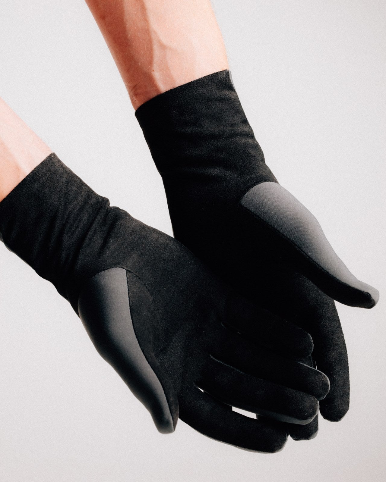 isadore handschuhe Isadore Autumn-Spring Gloves in Blue Graphite Beluga / L
