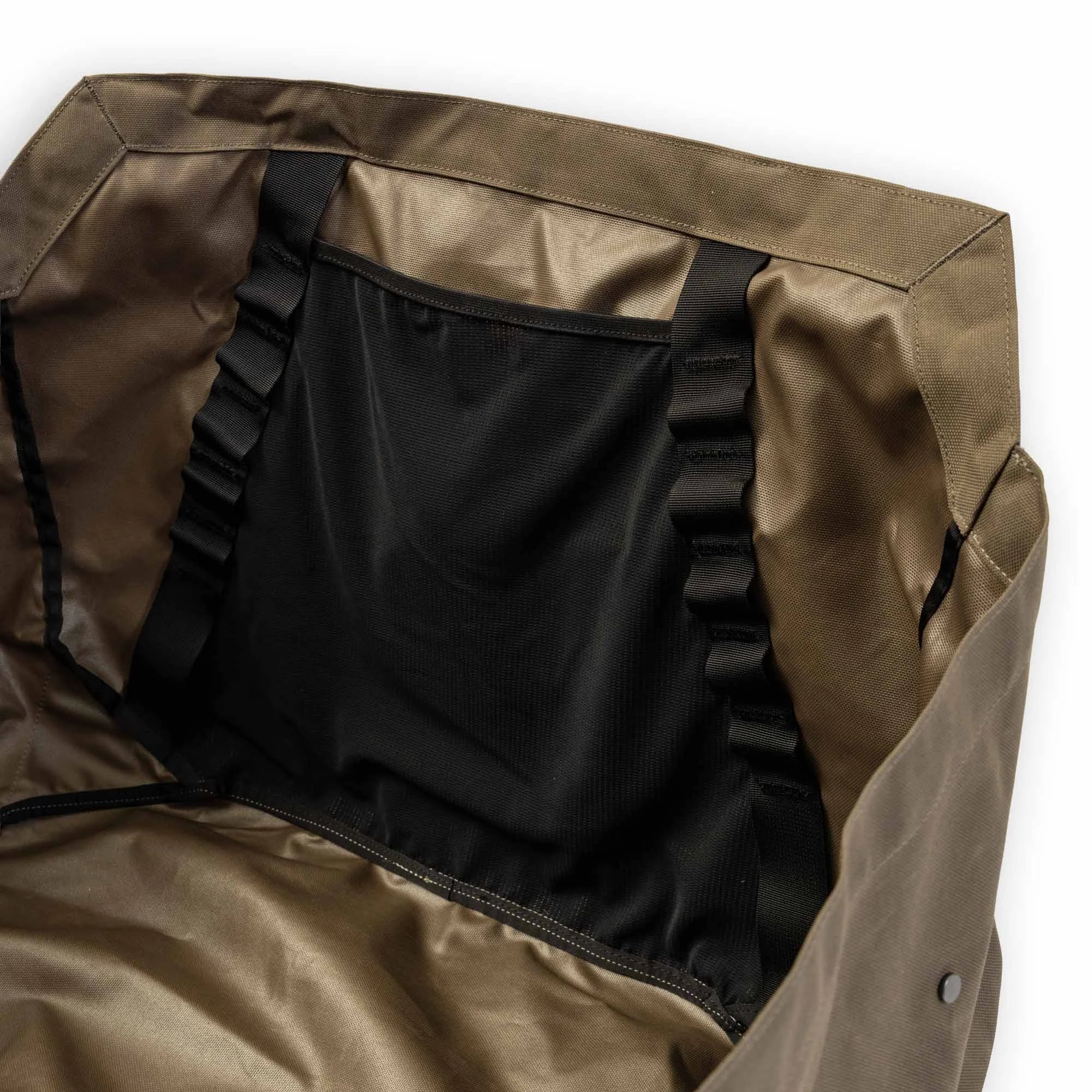HAWL Bag Taiga