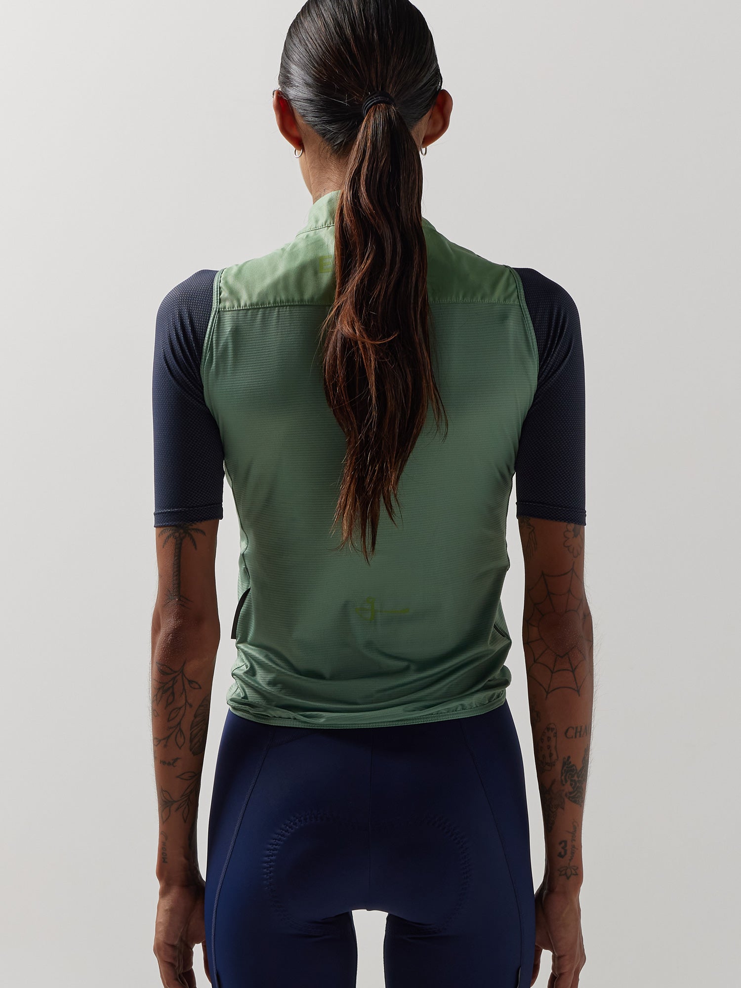 Unisex ESSNTL Quick-Free Pro Vest