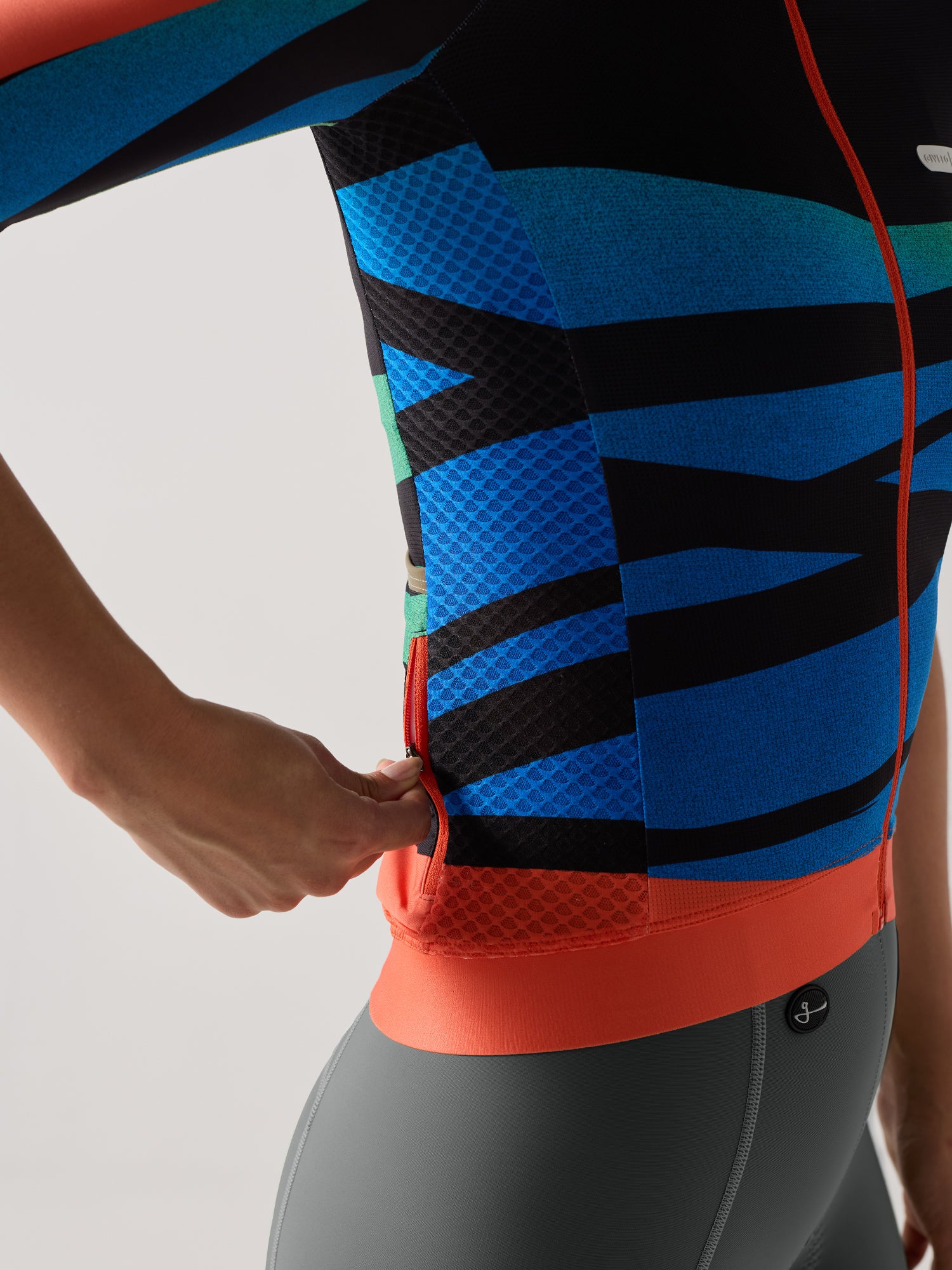 Unisex R. Strum G90 Light Jersey