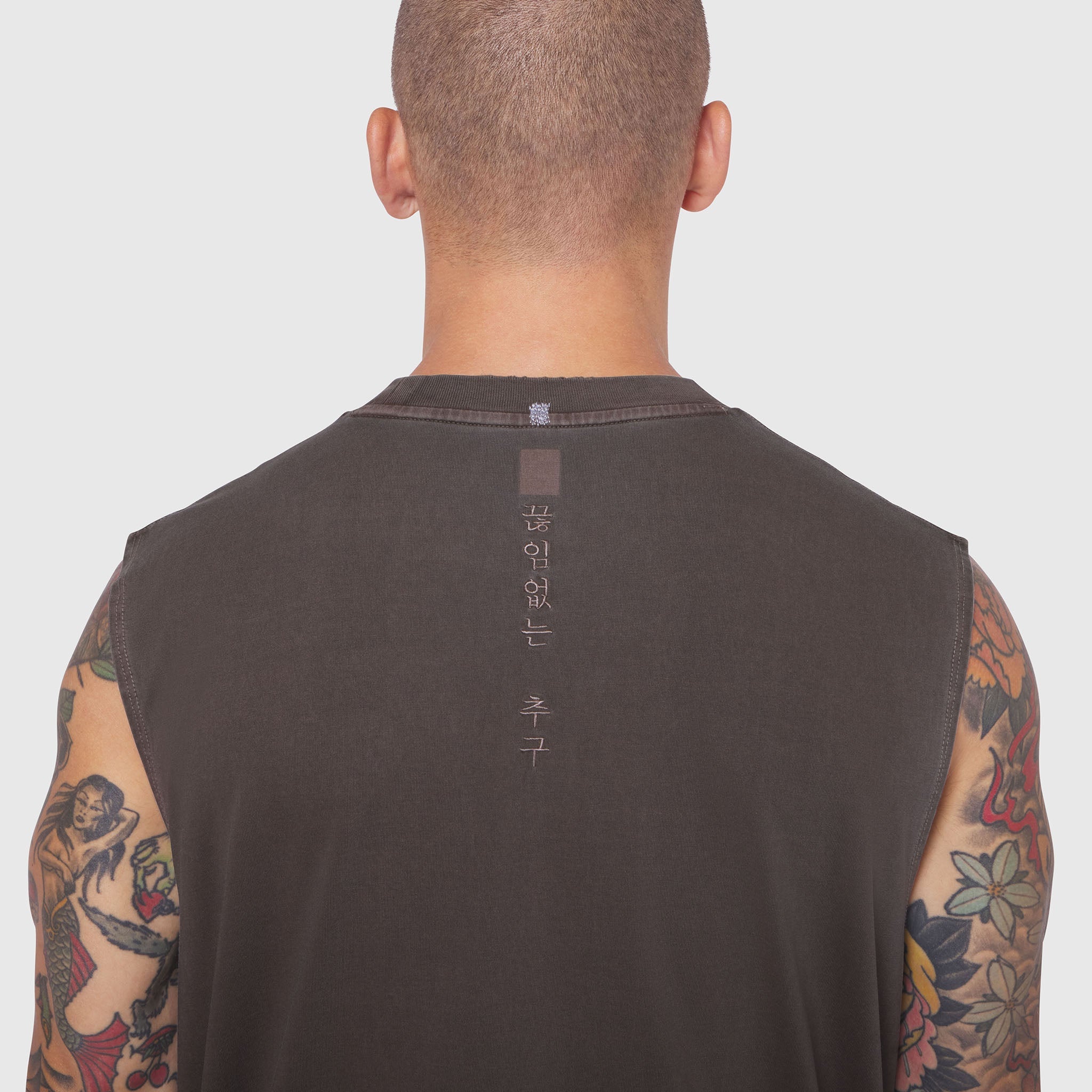 Tech Essential™ Relaxed Cutoff
