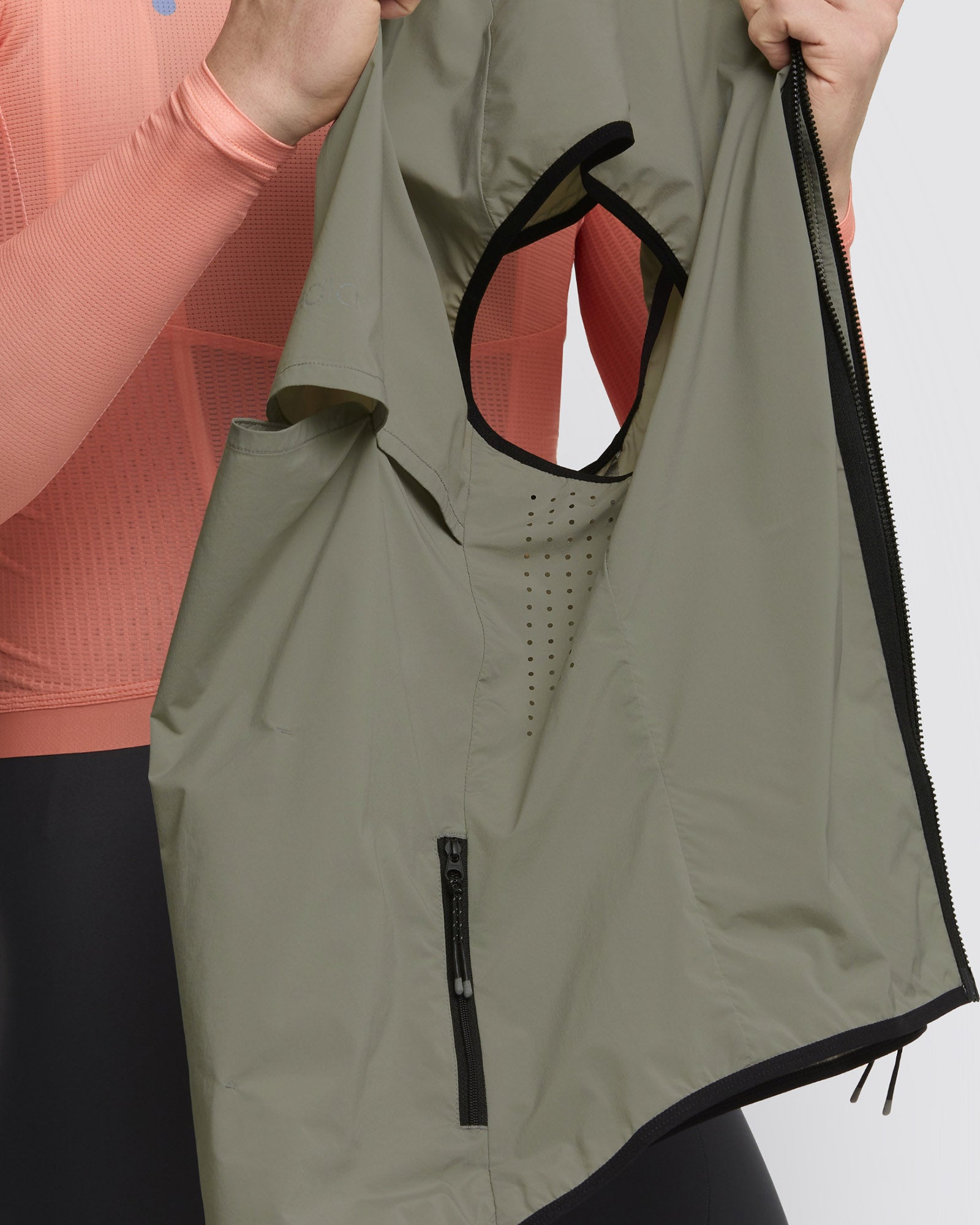 Essentials Ultralight Packable Vest