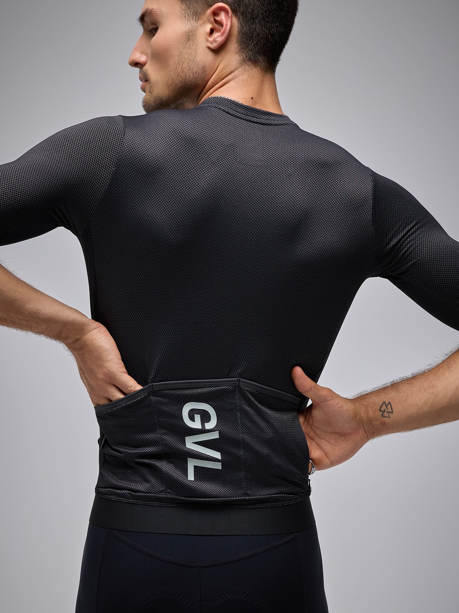 Modern Classic Graphene Jersey