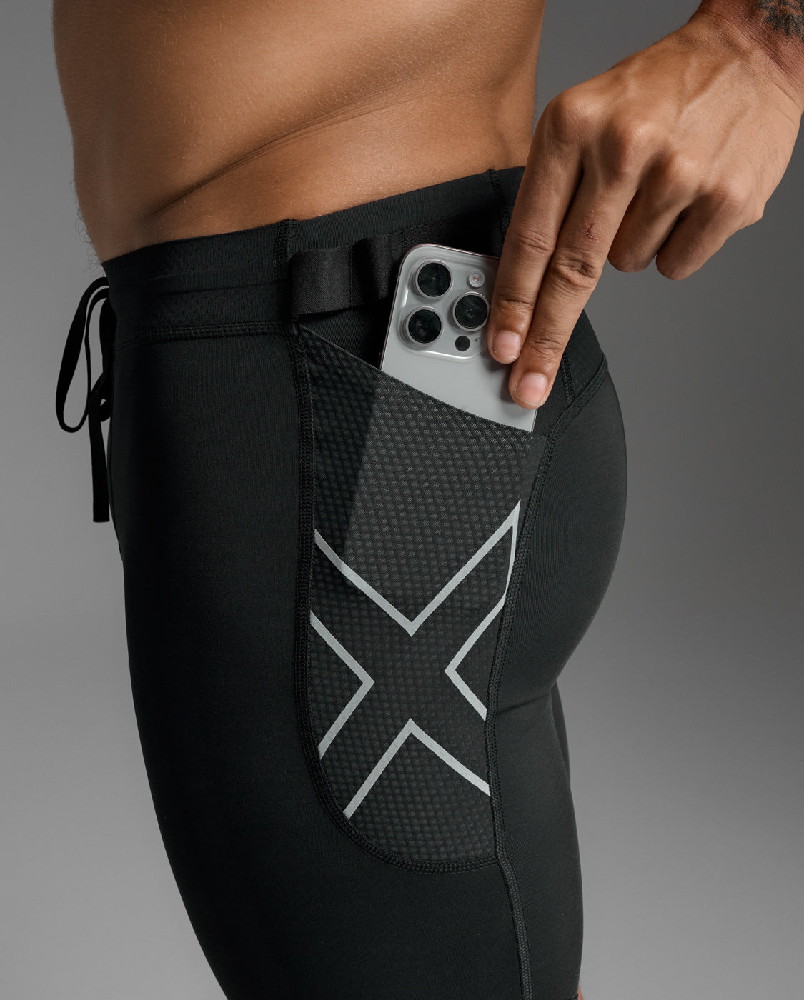 Aero Mesh Compression Shorts