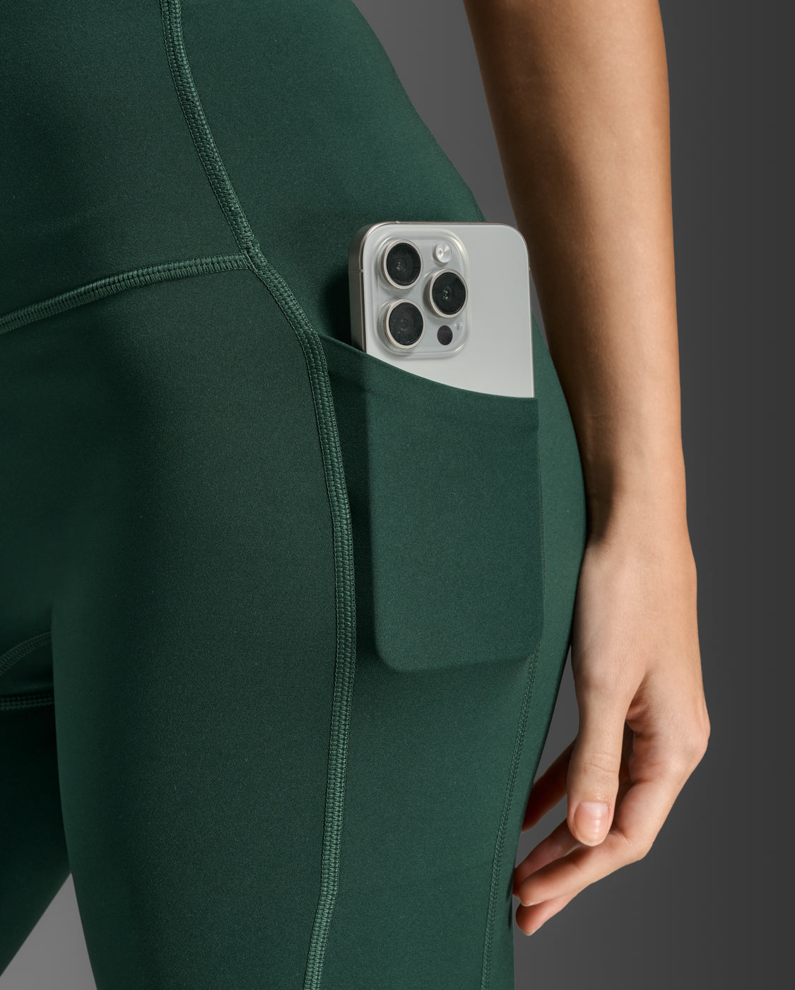 Form Stash Hi-Rise Compression Tights with Pockets