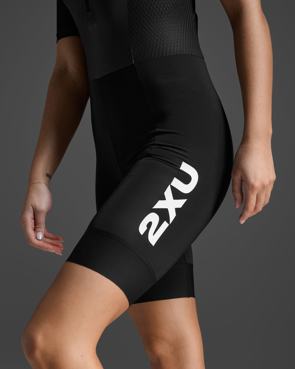 Aero Hex Sleeved Tri Suit