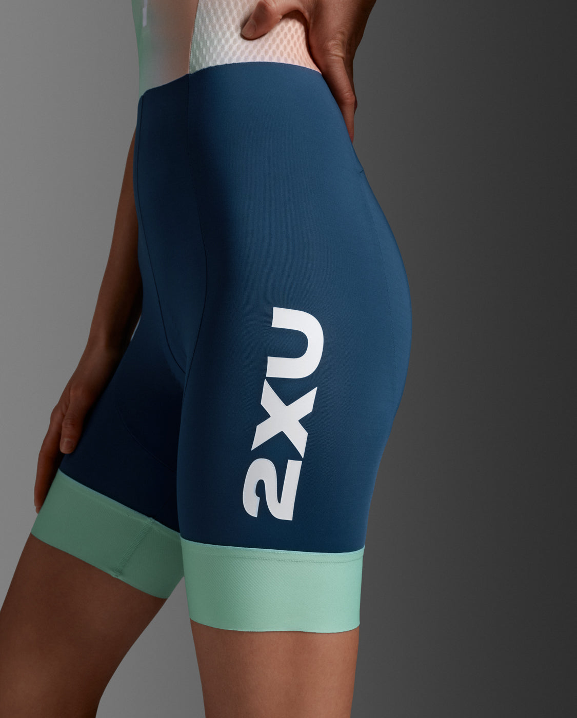 Aero Hex Sleeved Tri Suit