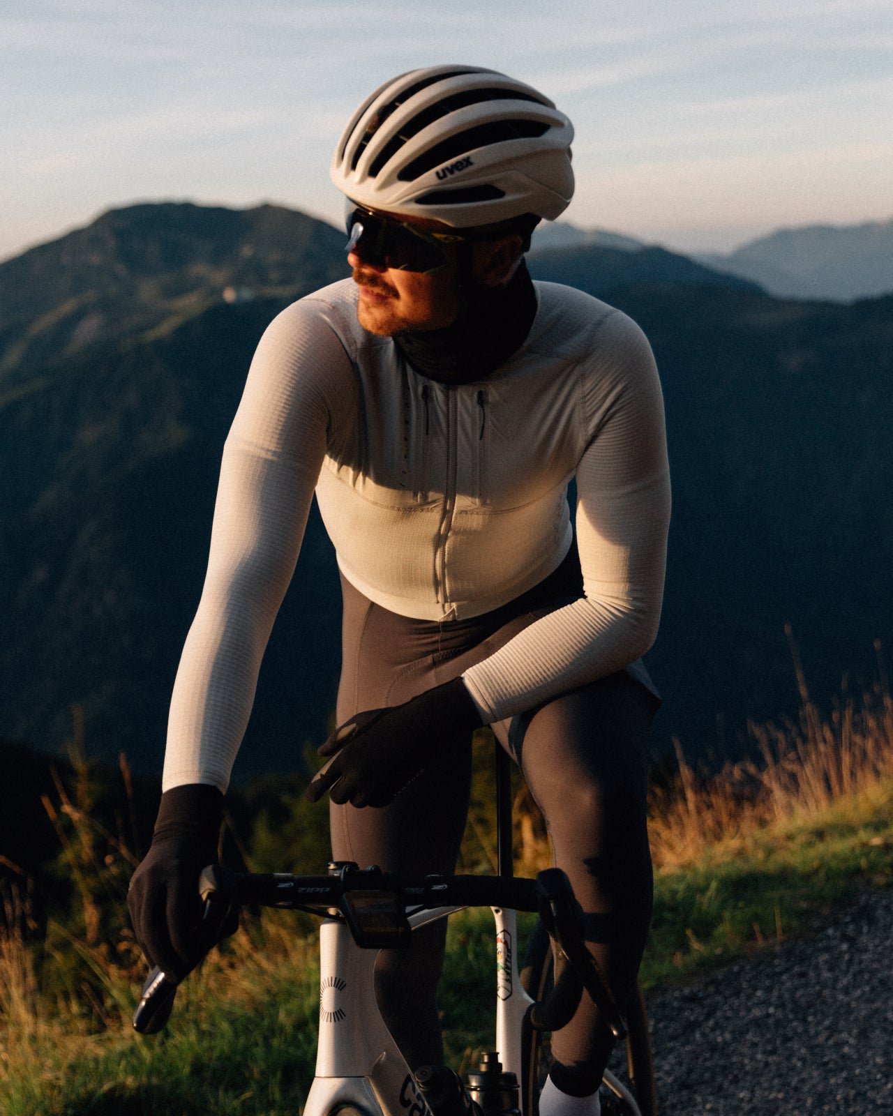 Isadore Alternative Winter Long Sleeve Jersey in Lunar Rock