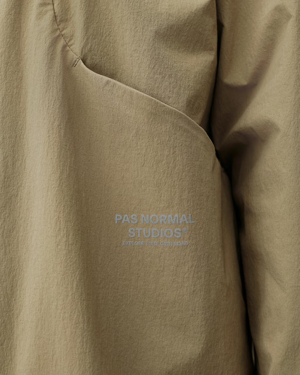 Unisex Off-Race Tech Overshirt