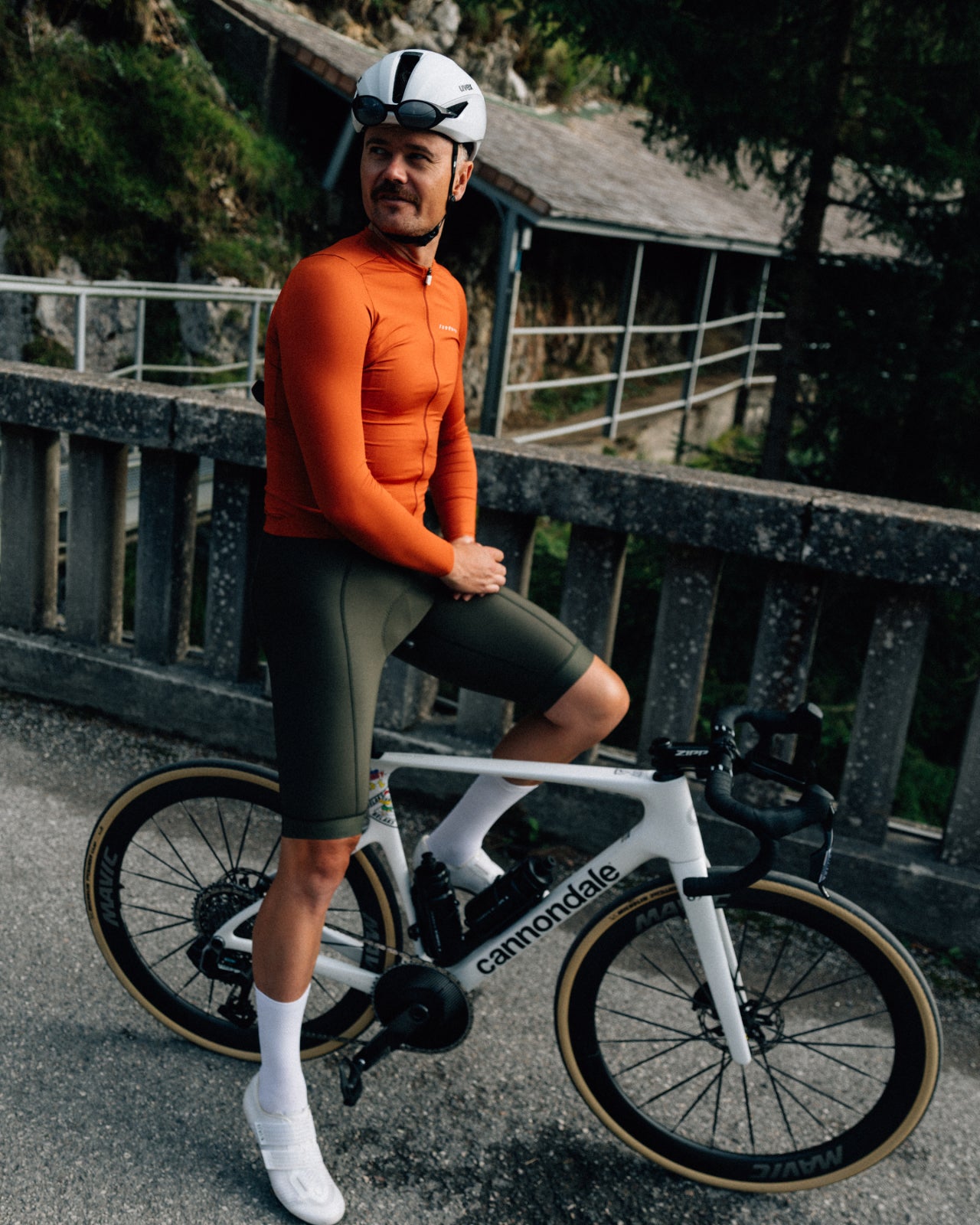 Isadore Debut Thermal Bib Shorts in Olive Green