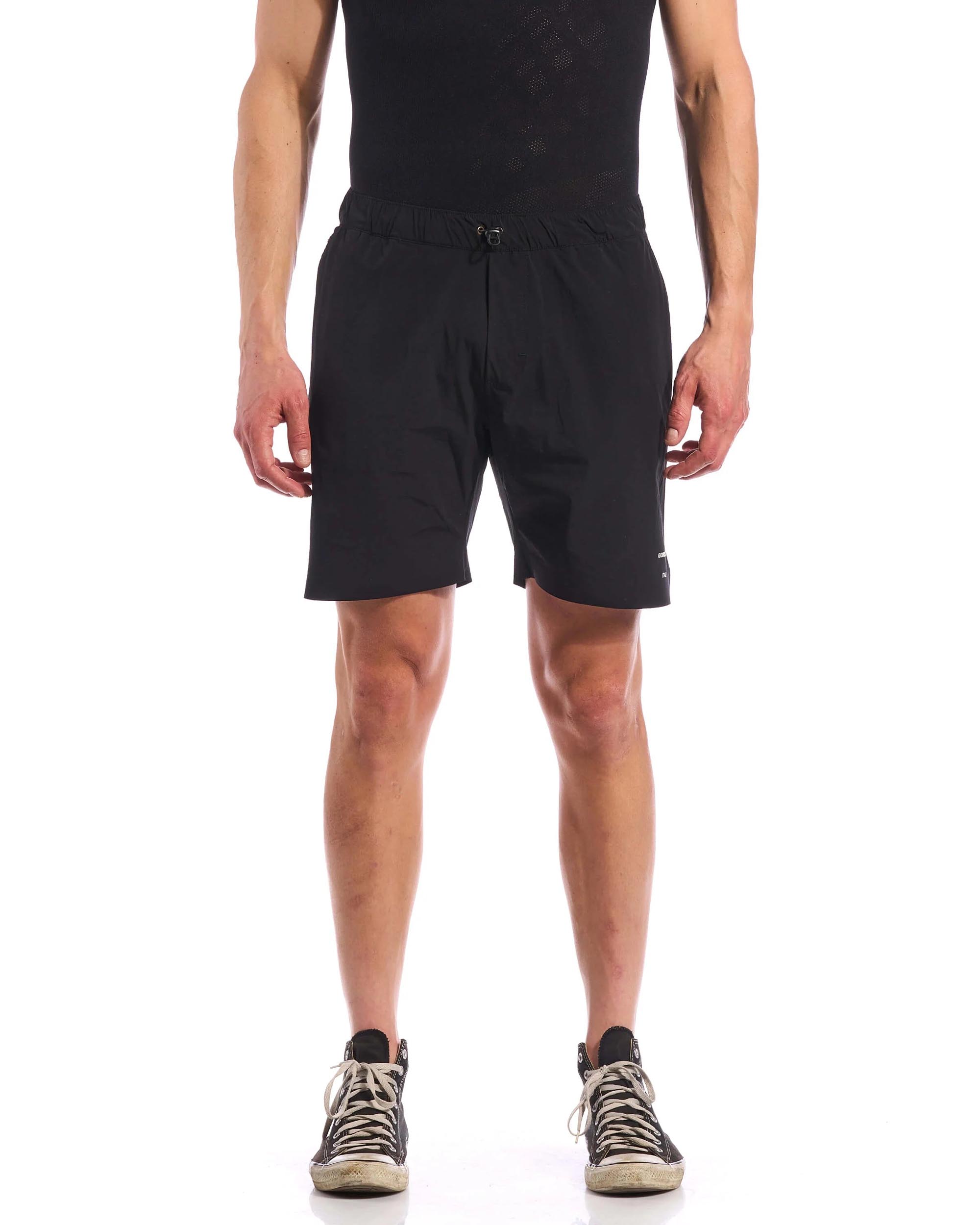 The Active Shorts 8"