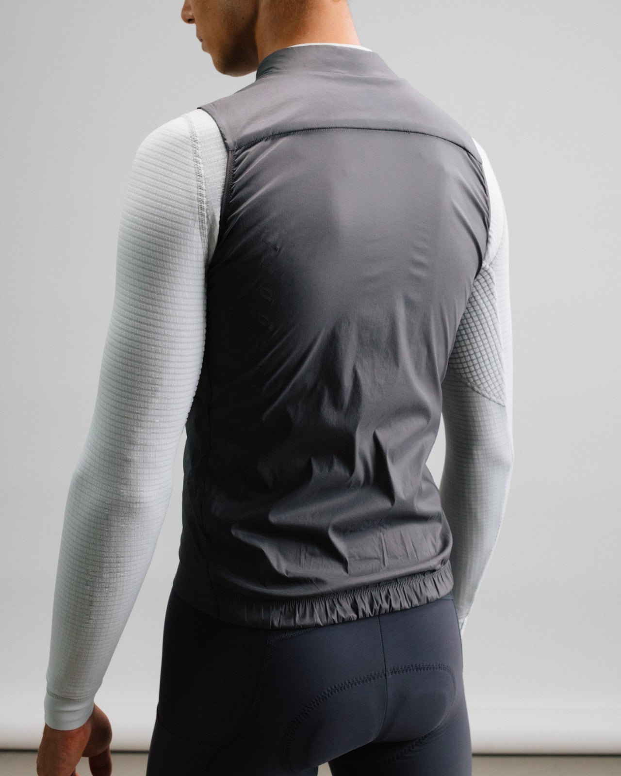 Isadore Insulated Gilet in Dark Core