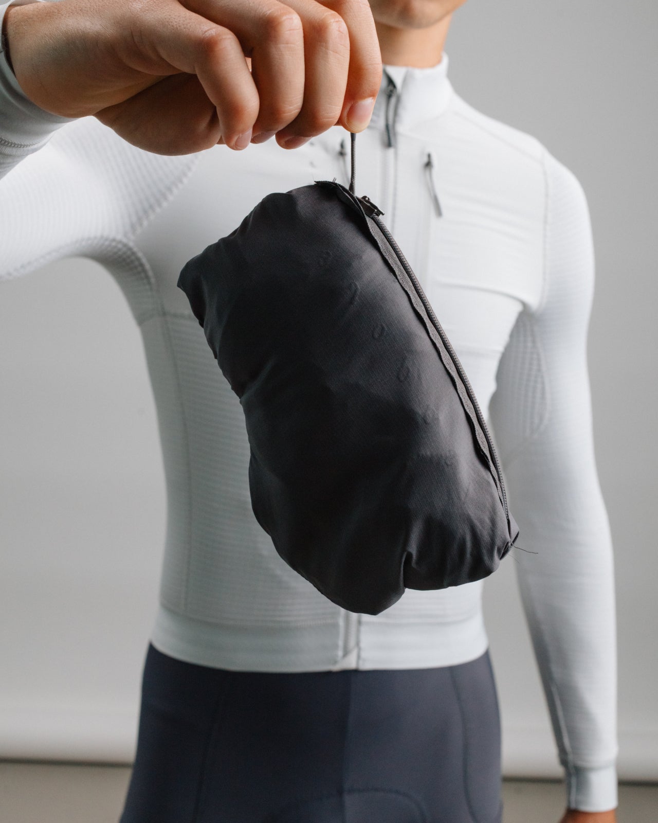 Isadore Insulated Gilet in Dark Core