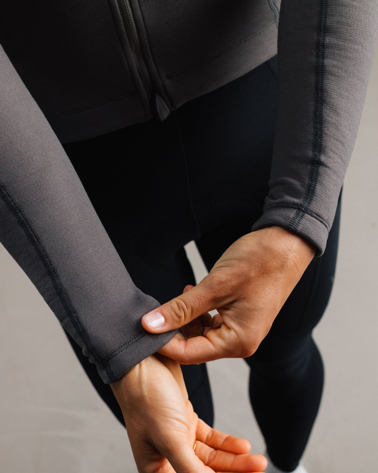 Signature Merino Tech Long Sleeve Jersey Dark Core