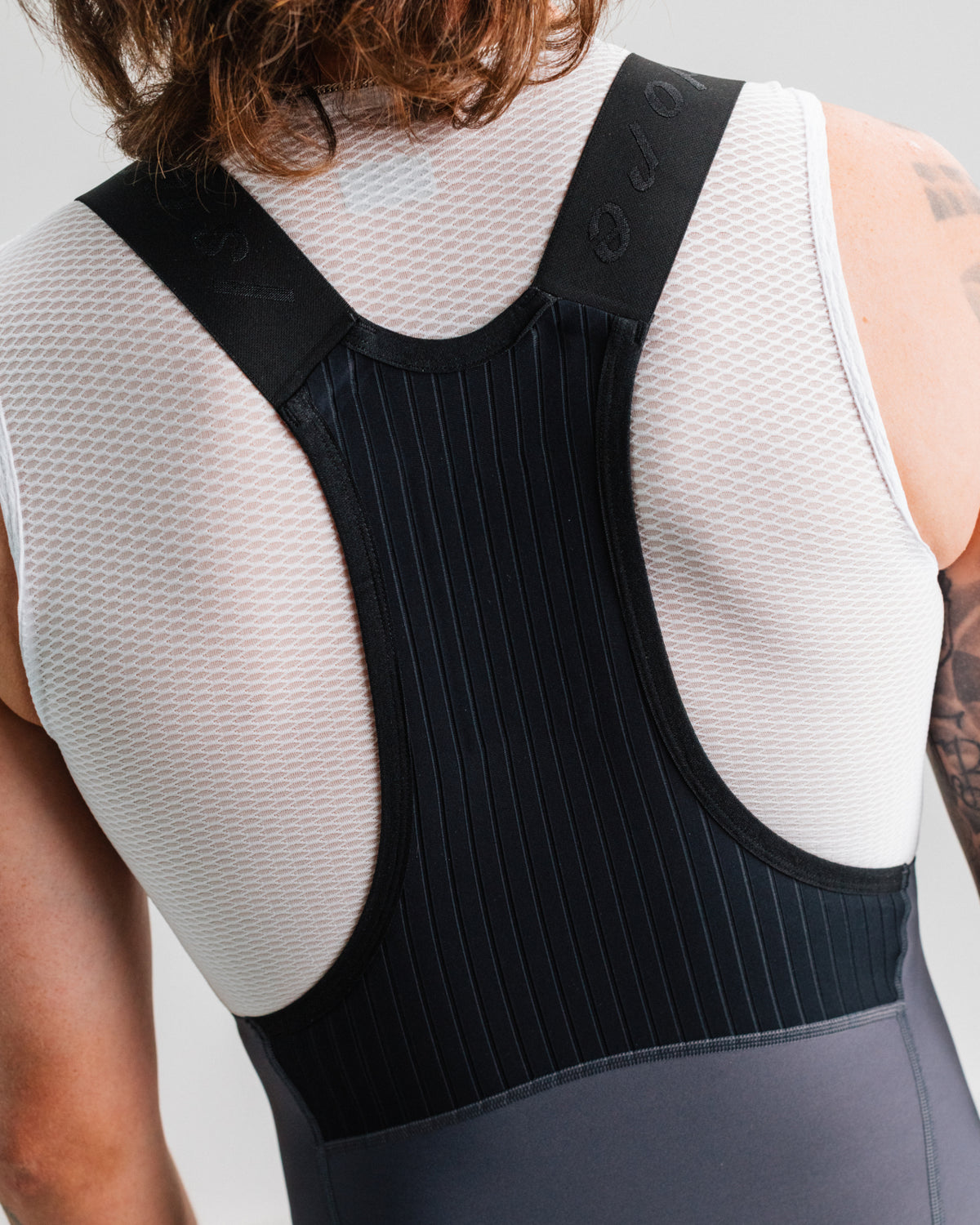 Isadore Signature Thermal Cargo Tights in Obsidian